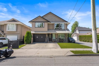 Photo 1 at 7517 Murray Street, Mission BC, Mission