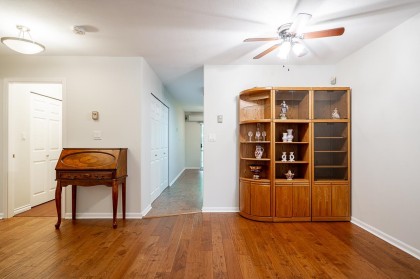 Photo 5 at 18 - 22308 124 Avenue, West Central, Maple Ridge