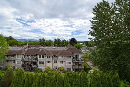 Photo 10 at 33614 3 Avenue, Mission BC, Mission