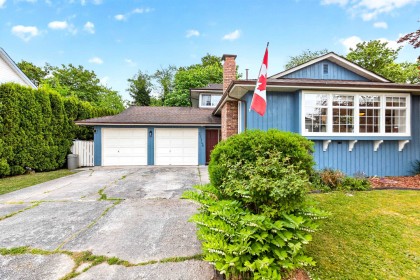 Photo 2 at 22146 Isaac Crescent, West Central, Maple Ridge