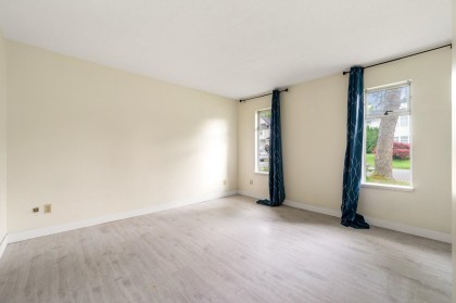 Photo 12 at 22641 Kendrick Loop, East Central, Maple Ridge