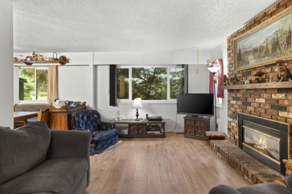 Photo 7 at 11750 Fraserview Street, Southwest Maple Ridge, Maple Ridge
