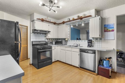 Photo 11 at 11750 Fraserview Street, Southwest Maple Ridge, Maple Ridge