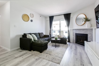 Photo 1 at 440 - 22661 Lougheed Highway, East Central, Maple Ridge