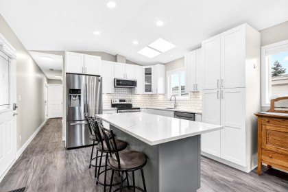 Photo 7 at 19635 Planetree Lane, Central Meadows, Pitt Meadows