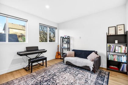 Photo 13 at 24025 Fern Crescent, Silver Valley, Maple Ridge