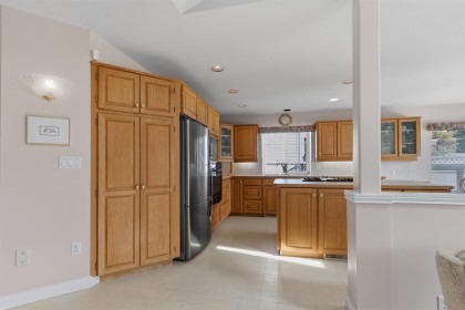 Photo 8 at 19658 Cedar Lane, Mid Meadows, Pitt Meadows