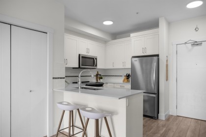 Photo 9 at 202 - 22577 Royal Crescent, East Central, Maple Ridge