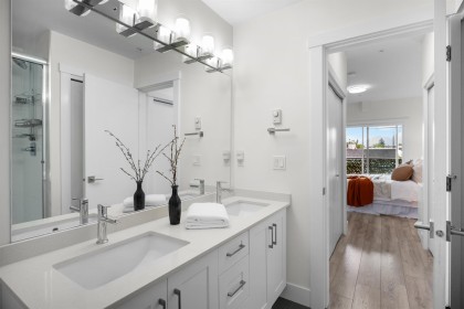 Photo 15 at 202 - 22577 Royal Crescent, East Central, Maple Ridge