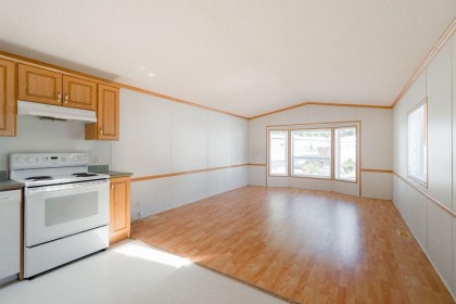 Photo 10 at 132 - 19682 Poplar Drive, Central Meadows, Pitt Meadows