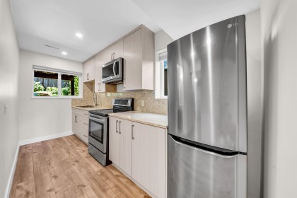 Photo 30 at 22656 Kendrick Loop, East Central, Maple Ridge