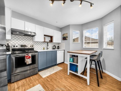 Photo 3 at 1 - 12188 Harris Road, Central Meadows, Pitt Meadows