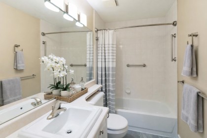 Photo 10 at 205 - 22720 119 Avenue, East Central, Maple Ridge