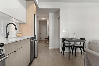 Photo 7 at 204 - 2277 Hawthorne Avenue, Central Pt Coquitlam, Port Coquitlam