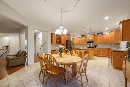 Photo 11 at 10676 247a Street, Albion, Maple Ridge