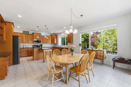 Photo 8 at 10676 247a Street, Albion, Maple Ridge