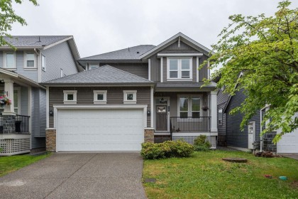 Photo 1 at 24406 113 Avenue, Cottonwood MR, Maple Ridge