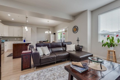 Photo 5 at 24406 113 Avenue, Cottonwood MR, Maple Ridge