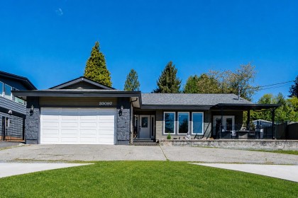 Photo 1 at 33097 14th Avenue, Mission BC, Mission
