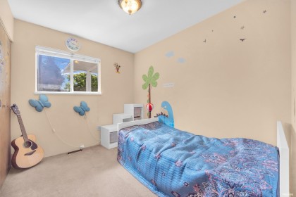 Photo 16 at 20377 Kent Street, Southwest Maple Ridge, Maple Ridge