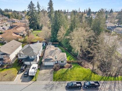 Photo 6 at 23216 121a Avenue, East Central, Maple Ridge