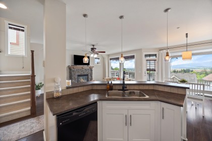 Photo 12 at 13679 Blake Loop, Silver Valley, Maple Ridge