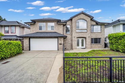 Photo 1 at 2471 Friskie Avenue, Woodland Acres PQ, Port Coquitlam