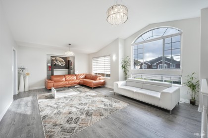Photo 11 at 2471 Friskie Avenue, Woodland Acres PQ, Port Coquitlam