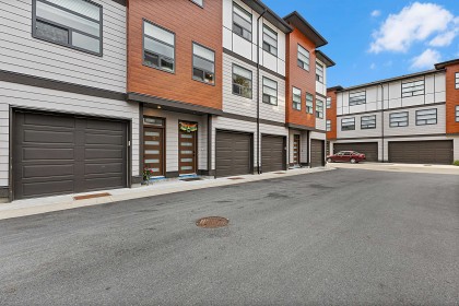 Photo 2 at 11 - 32970 Tunbridge Avenue, Mission BC, Mission