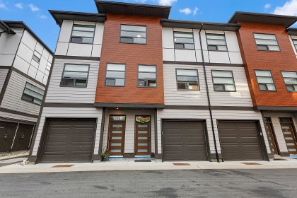 Photo 1 at 11 - 32970 Tunbridge Avenue, Mission BC, Mission