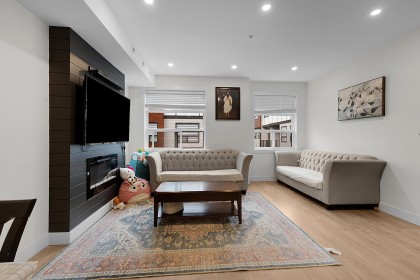 Photo 11 at 11 - 32970 Tunbridge Avenue, Mission BC, Mission