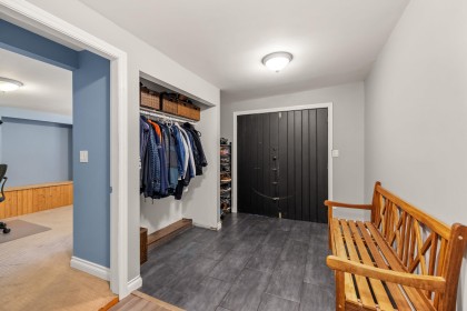 Photo 2 at 1908 Warwick Crescent, Mary Hill, Port Coquitlam