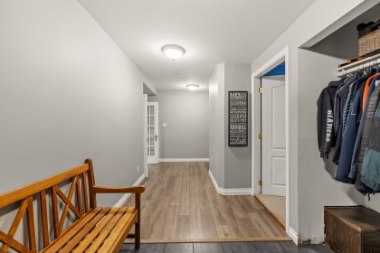 Photo 3 at 1908 Warwick Crescent, Mary Hill, Port Coquitlam