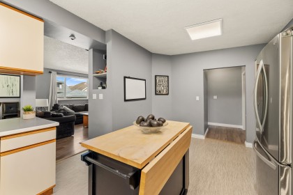 Photo 9 at 1908 Warwick Crescent, Mary Hill, Port Coquitlam