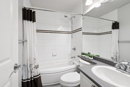 Photo 22 at 201 - 1661 Fraser Avenue, Glenwood PQ, Port Coquitlam