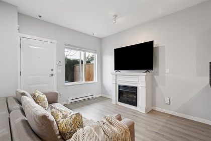 Photo 14 at 201 - 1661 Fraser Avenue, Glenwood PQ, Port Coquitlam