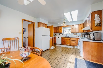 Photo 22 at 21190 Glenwood Avenue, Northwest Maple Ridge, Maple Ridge