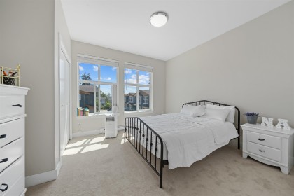 Photo 12 at 1 - 24086 104 Avenue, Albion, Maple Ridge
