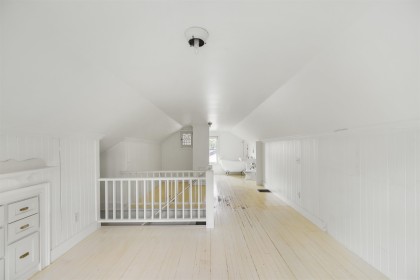 Photo 7 at 33433 3 Avenue, Mission BC, Mission