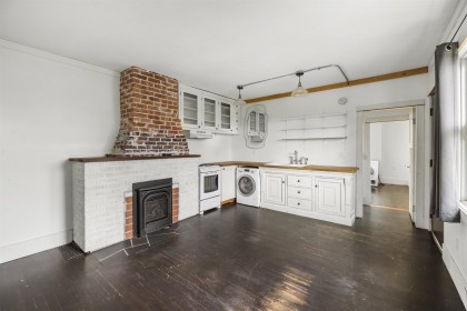 Photo 3 at 33433 3 Avenue, Mission BC, Mission