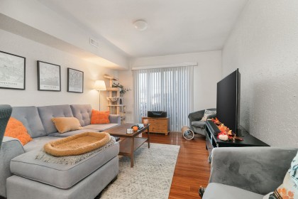 Photo 6 at 1524 Pitt River Road, Mary Hill, Port Coquitlam