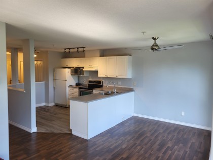 Photo 1 at 505 - 22230 North Avenue, West Central, Maple Ridge