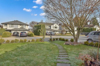 Photo 33 at 19358 Cusick Crescent, Mid Meadows, Pitt Meadows