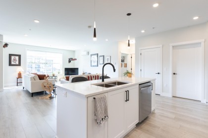 Photo 7 at 502 - 22638 119 Avenue, East Central, Maple Ridge