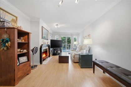 Photo 3 at 203 - 22275 123 Avenue, West Central, Maple Ridge