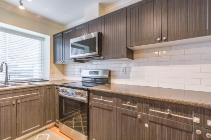 Photo 9 at 28 - 23560 119 Avenue, Cottonwood MR, Maple Ridge