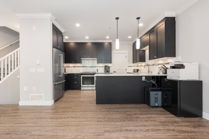 Photo 3 at 21 - 10525 240 Street, Albion, Maple Ridge