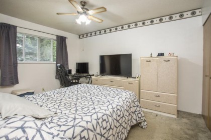 Photo 7 at 20118 Ospring Street, Southwest Maple Ridge, Maple Ridge