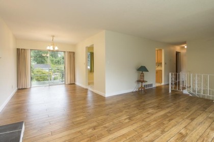 Photo 4 at 12104 261 Street, Websters Corners, Maple Ridge