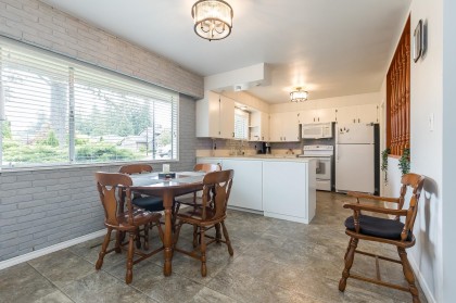 Photo 9 at 12373 203 Street, Northwest Maple Ridge, Maple Ridge